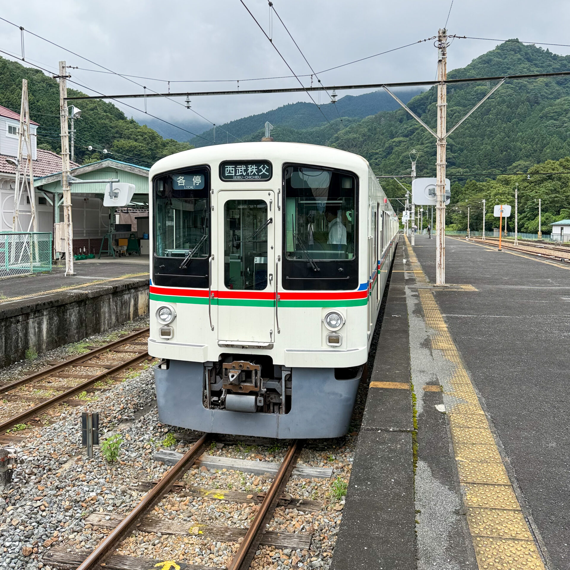 西武秩父線普通列車三峰口駅にて