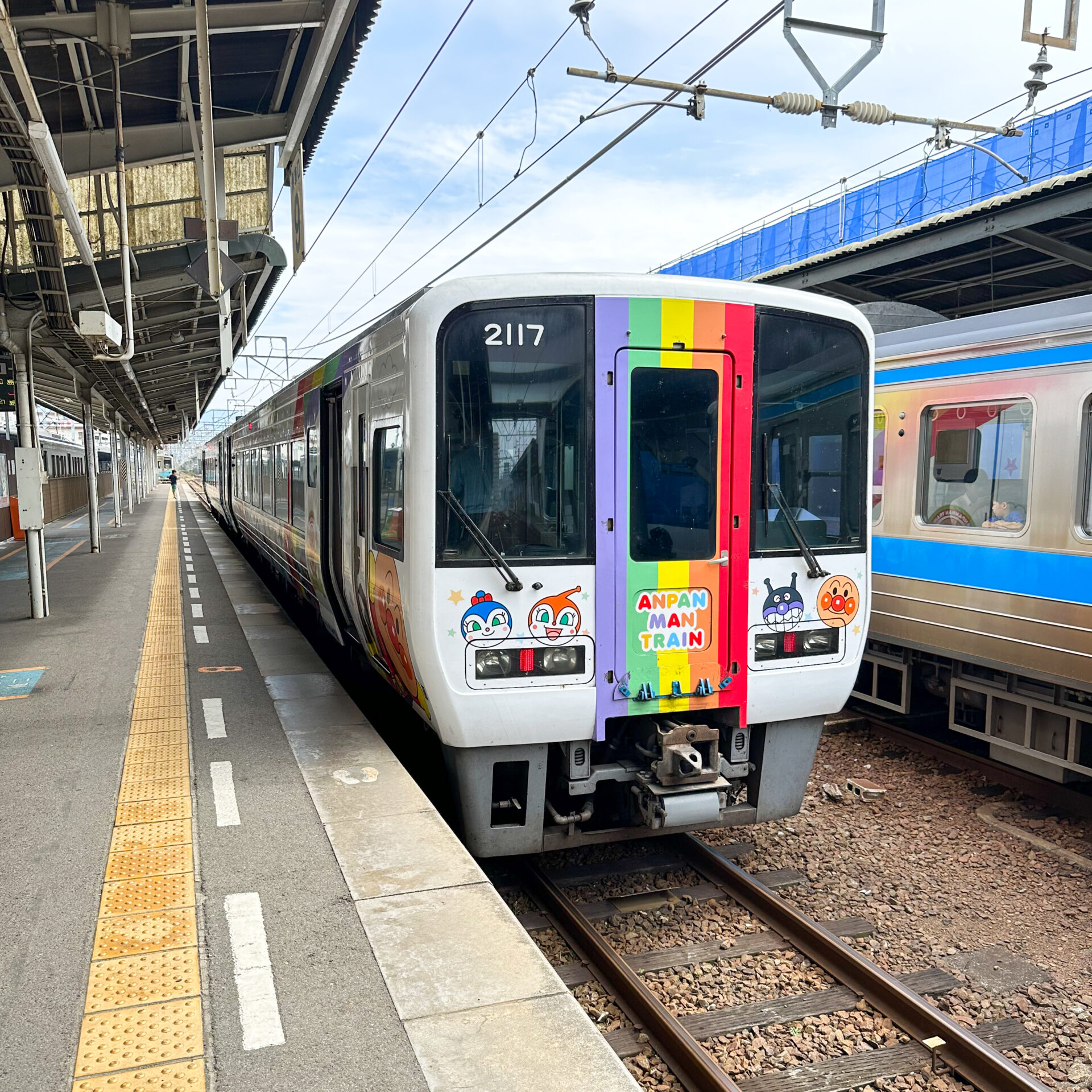 特急宇和海号松山駅にて