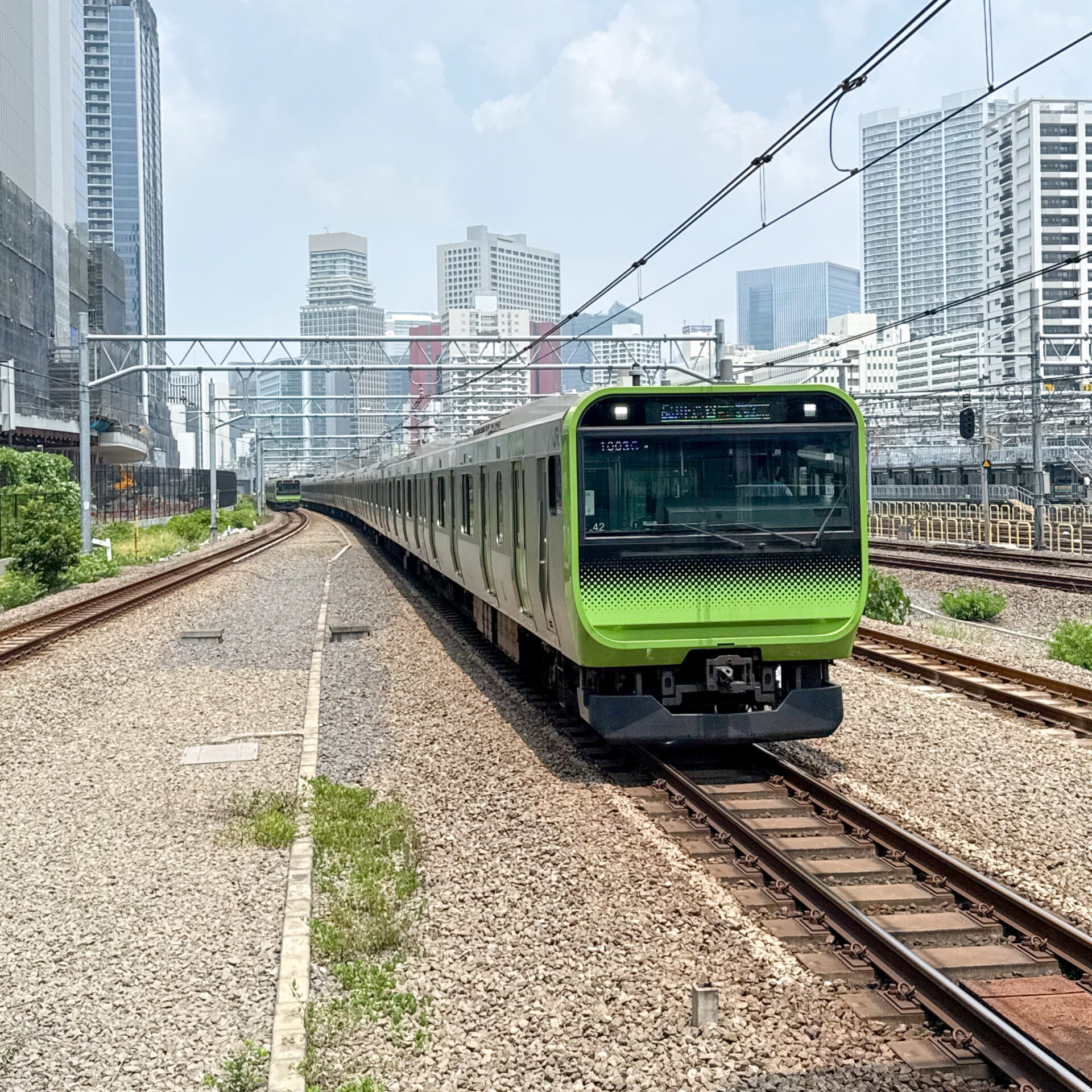 山手線普通列車高輪ゲートウェイ駅にて