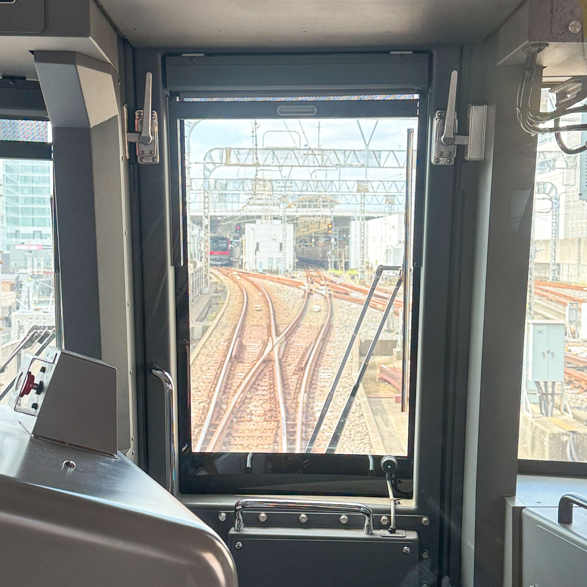 東武北千住駅に進入