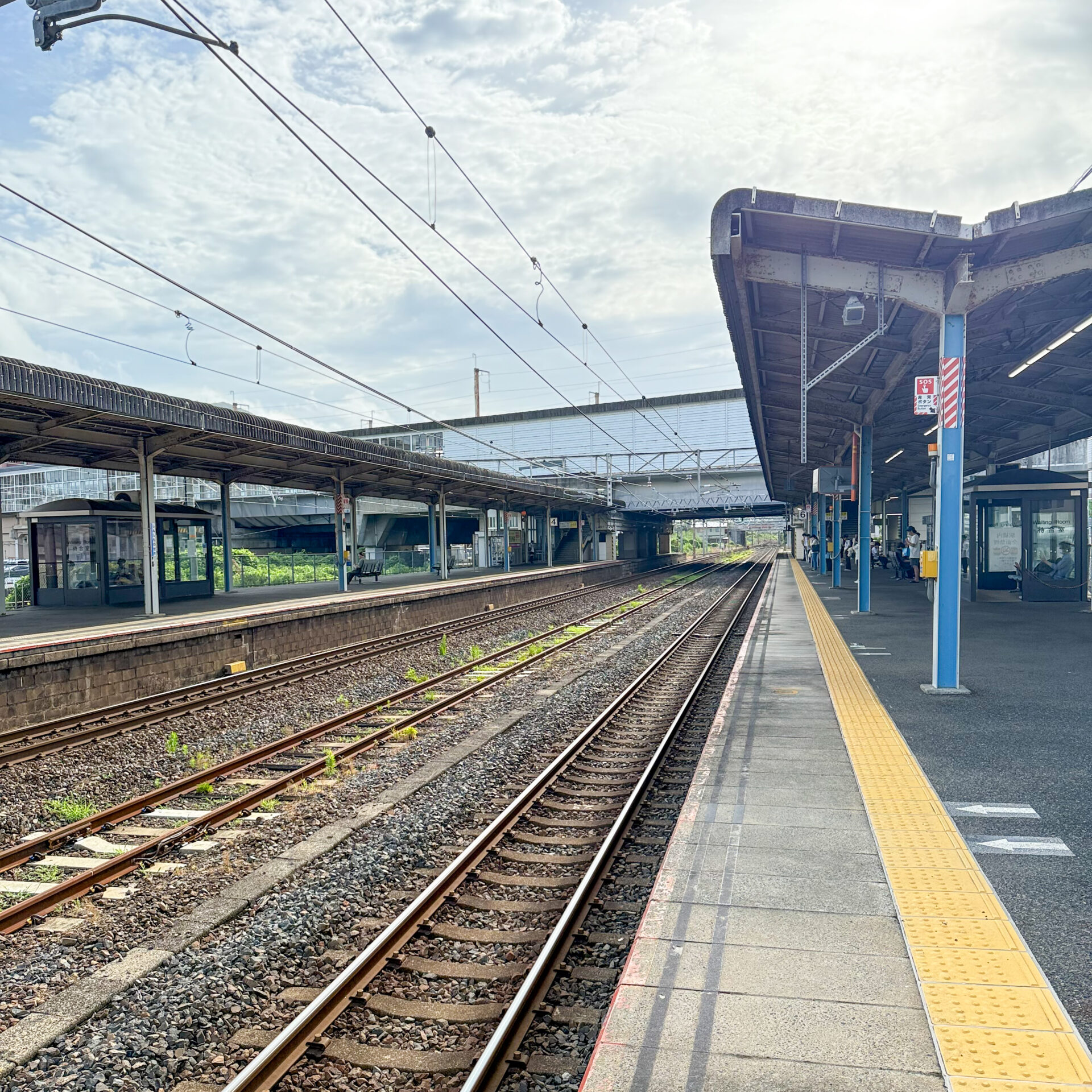 新下関駅在来線ホーム