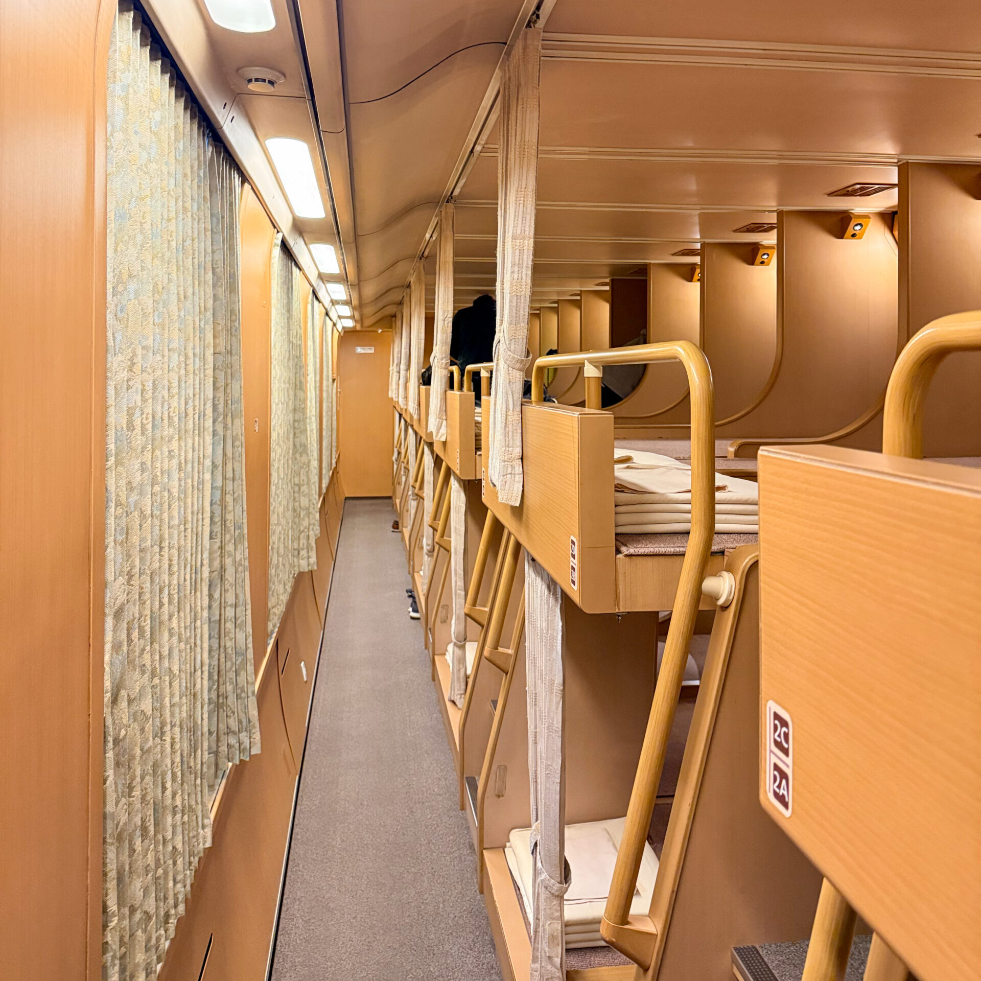 サンライズ瀬戸・出雲ノビノビ座席