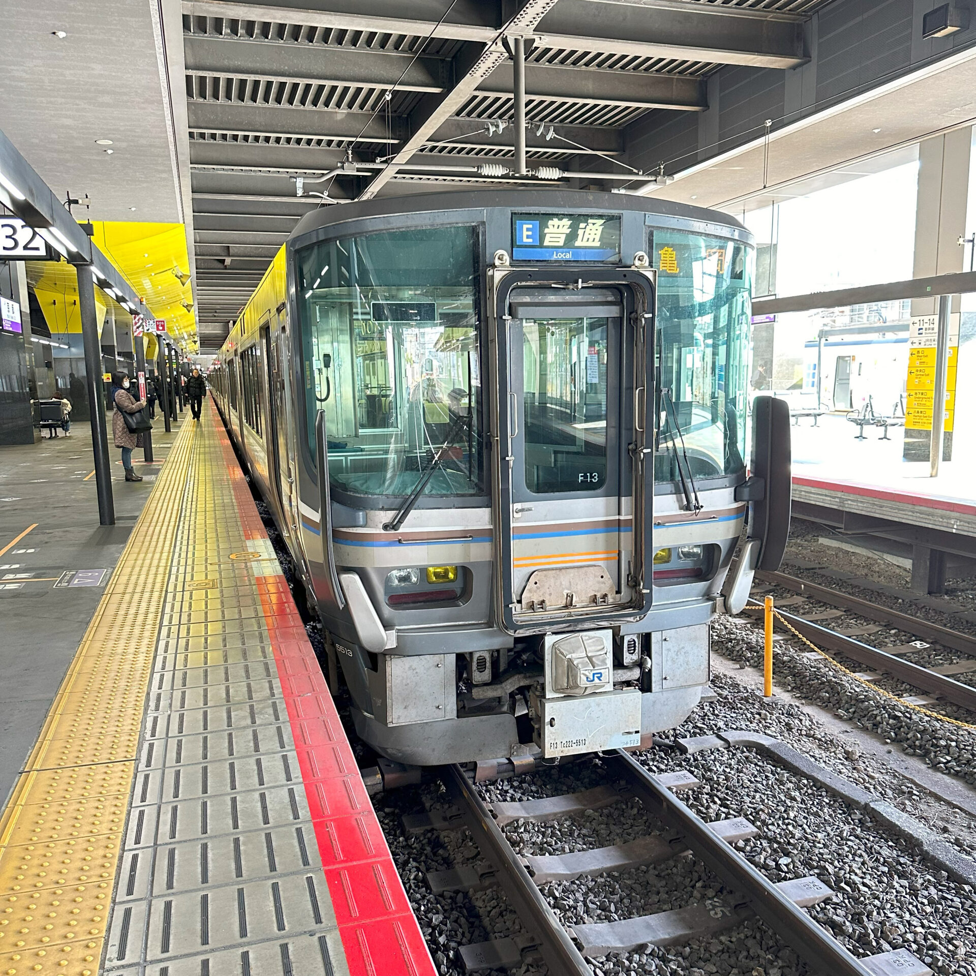 京都駅山陰線ホーム