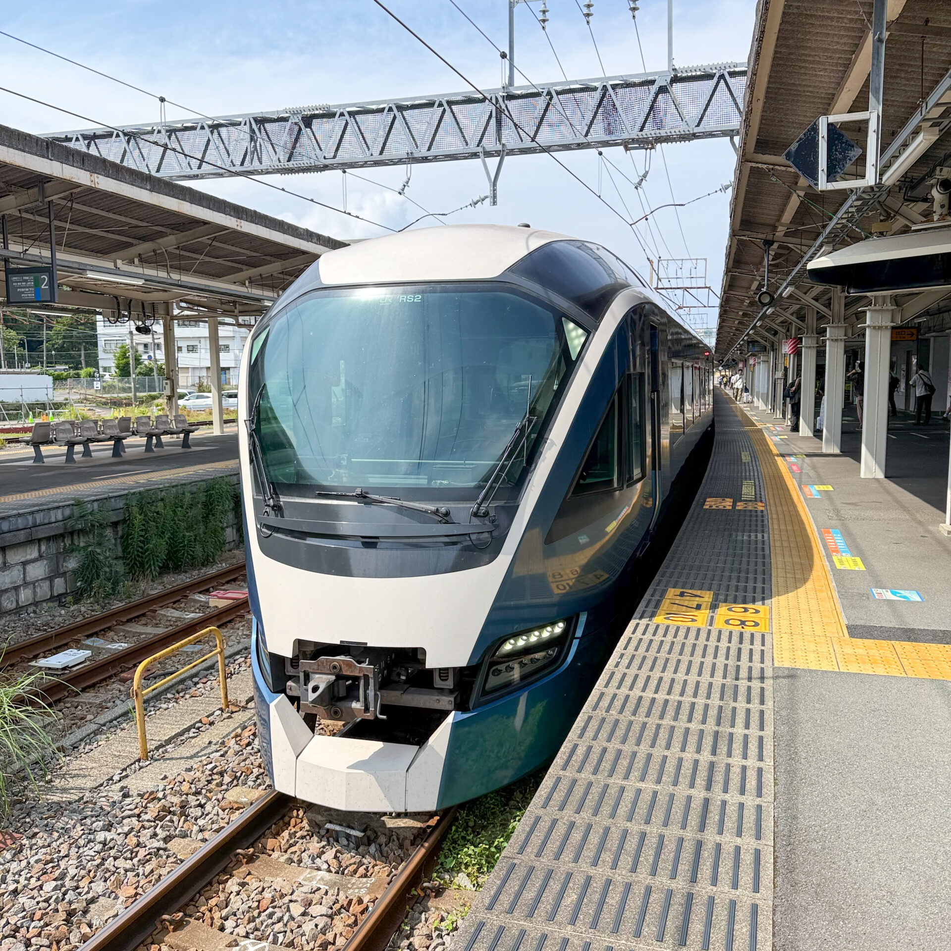 サフィール踊り子伊東駅にて
