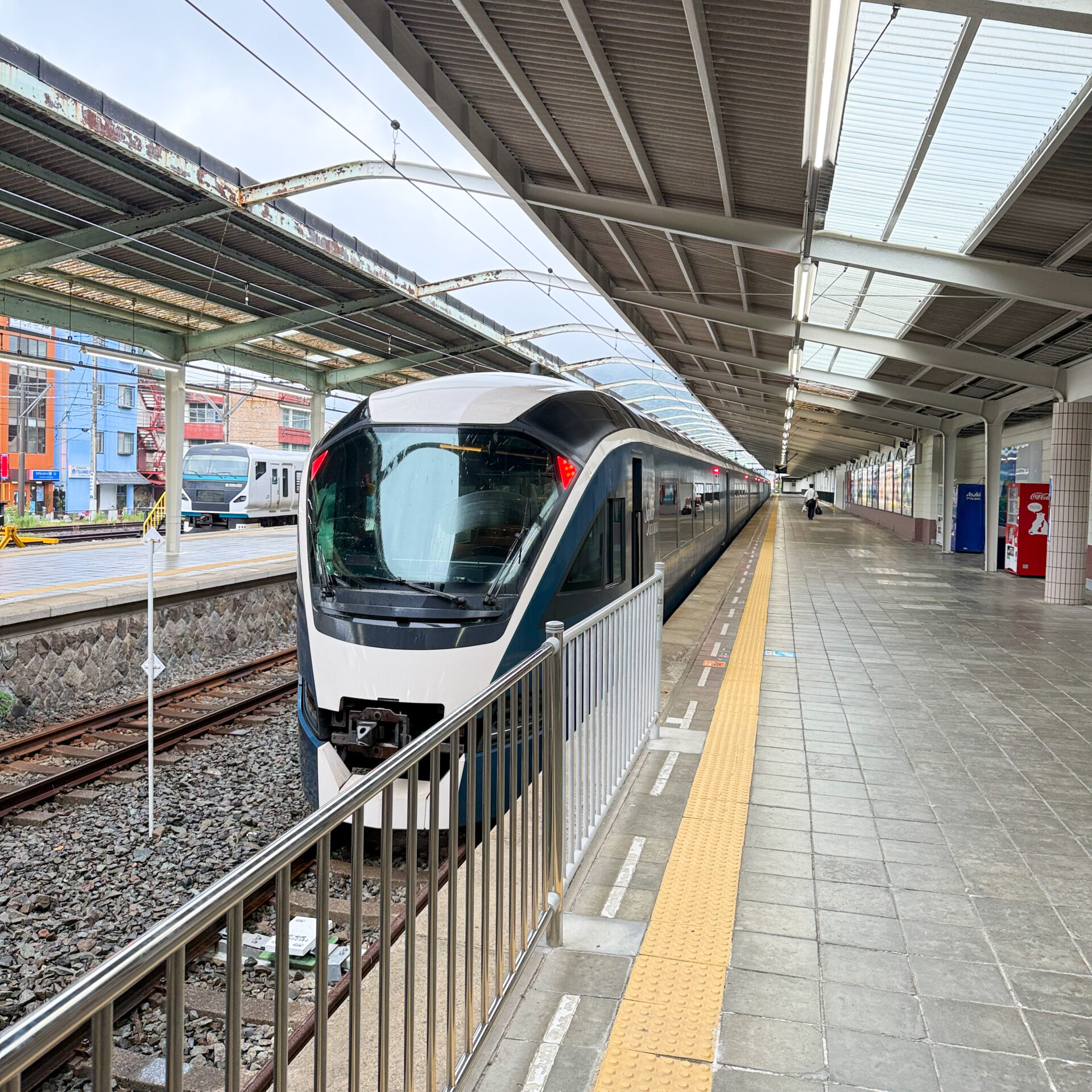 サフィール踊り子伊豆急下田駅にて