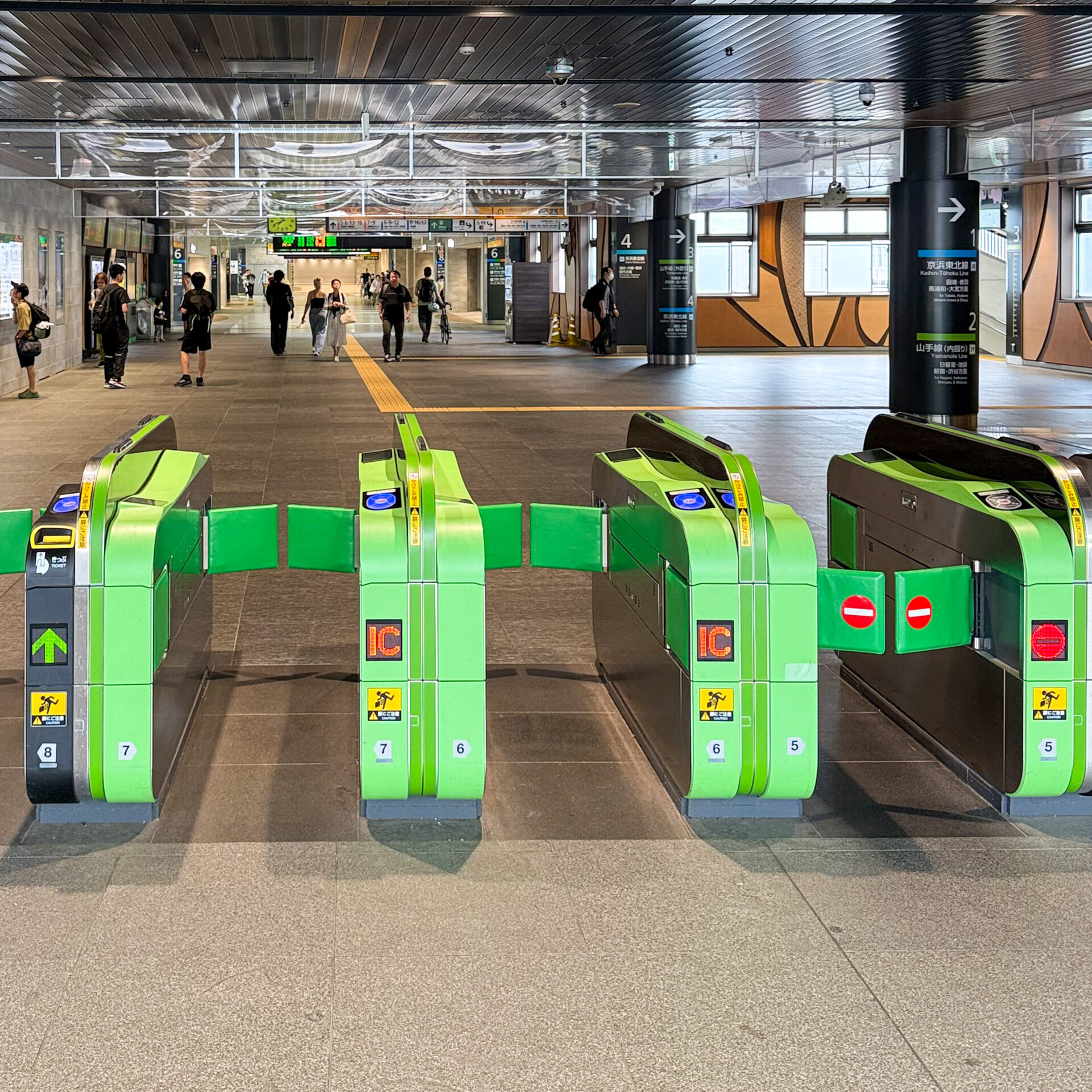 上野駅公園口改札