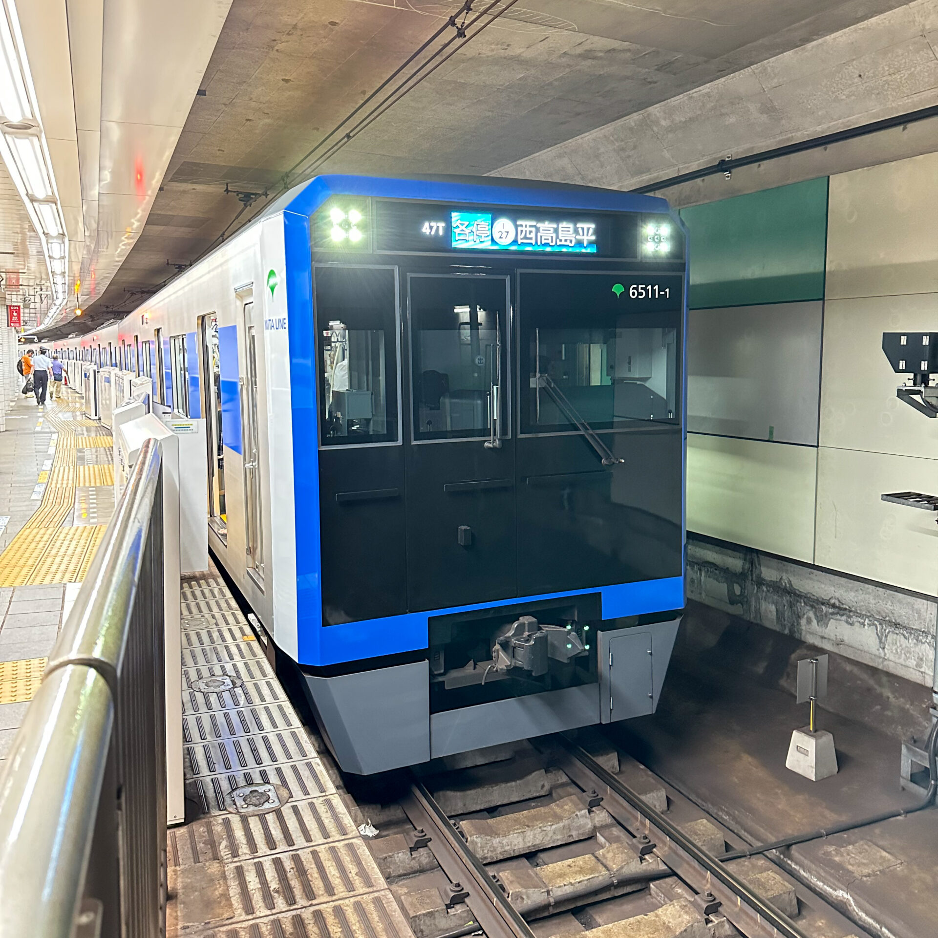 都営三田線6500形電車